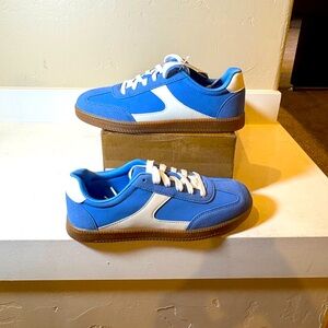 No Boundaries Women's Platform Memory Foam LaceUp Blue Sneaker Shoes, Size 8